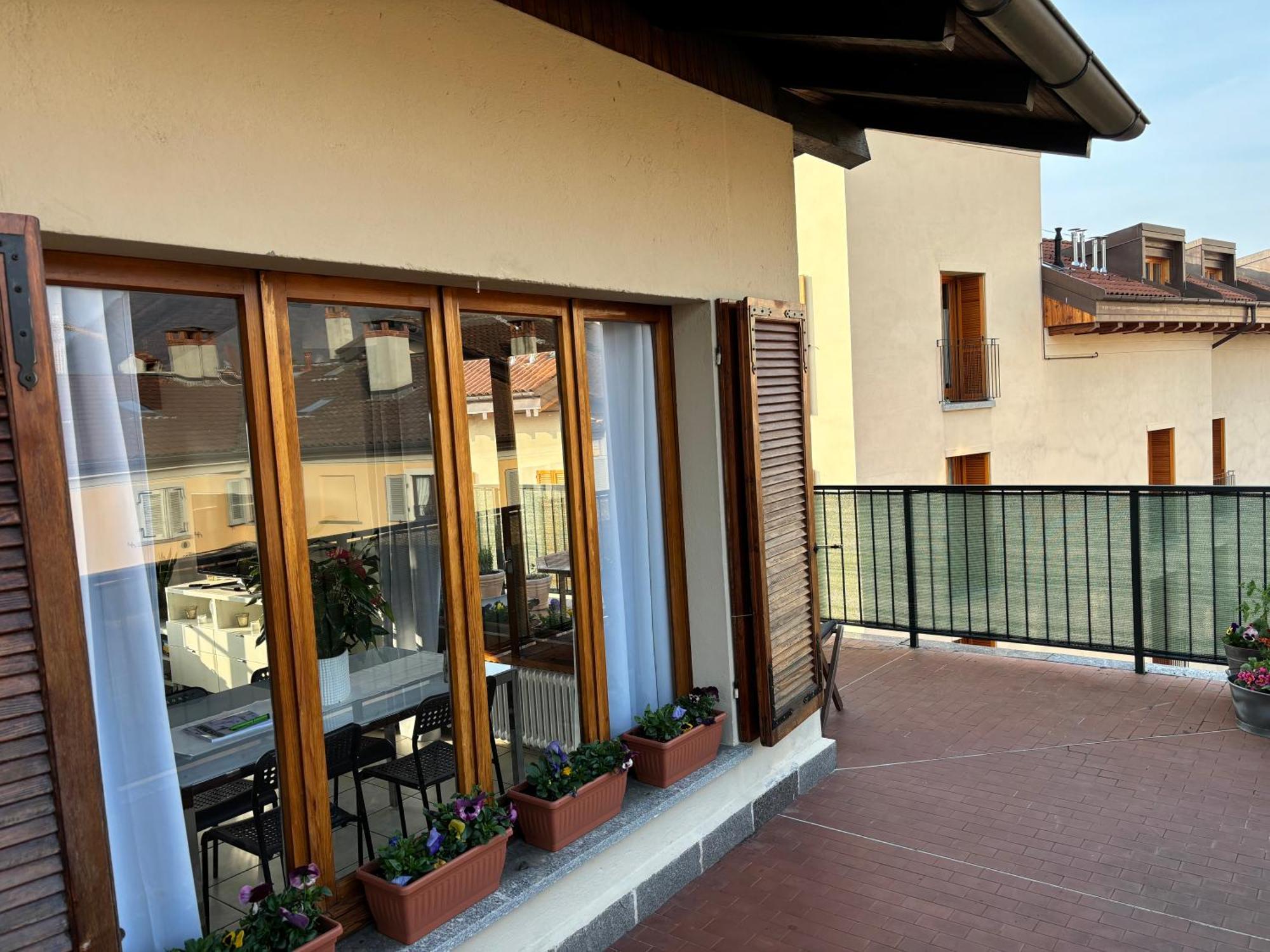 Appartement La Terrazza à Verbania Extérieur photo
